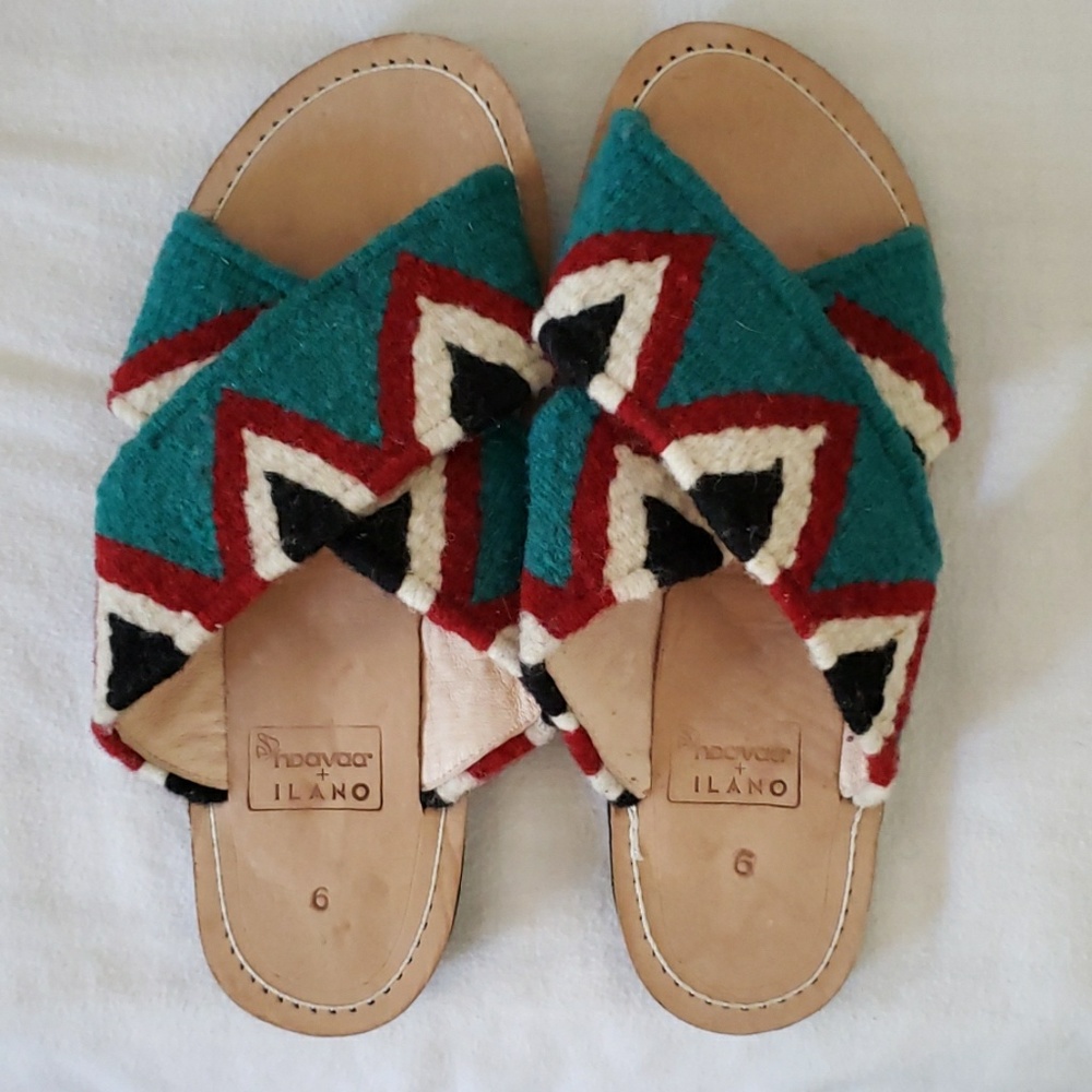 Ilano ndavaa Leather Sandals Slides
